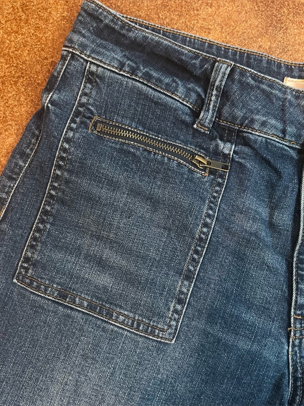 KUT Meg Women’s Jeans in Dark Blue - Picture 4 of 10